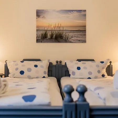 Dori's 108 Hotel