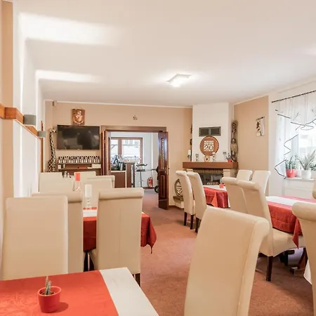 Hotel Dori's 108